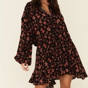 XS Free People Flower Fields Mini Dress. Excellent condition. Boho floral